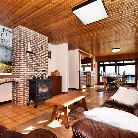 Cosy In Nadrin With Private Terrace Vakantiehuis *